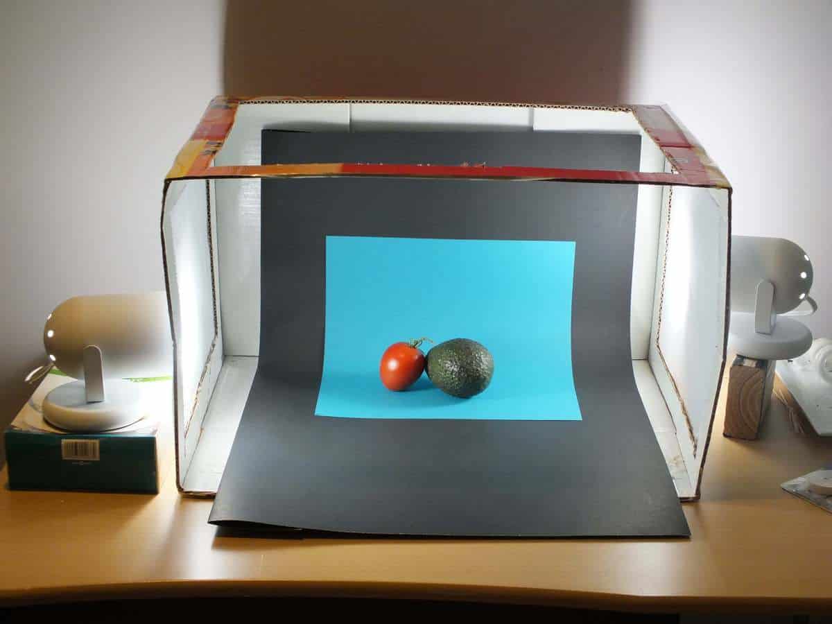How To Build a Beginners Small Lightbox for Food ...