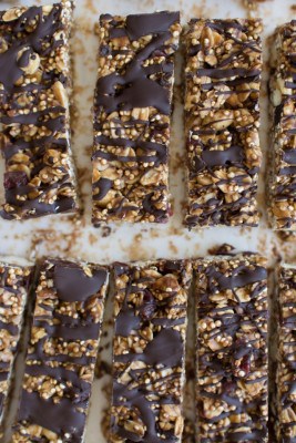 No-Bake Popped Quinoa Granola Bars with Cashews, Peanut Butter and Chocolate