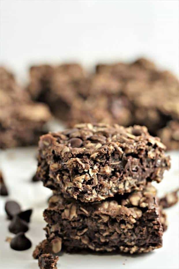 Chocolate Chocolate Chip Oatmeal Bars - The Best Blog Recipes