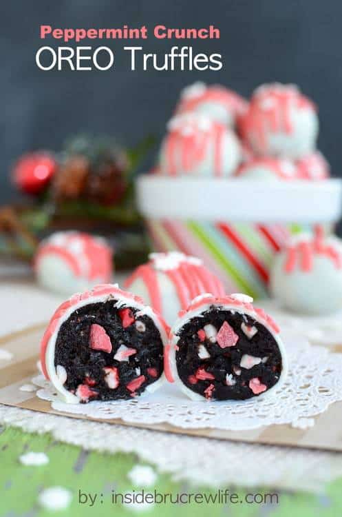 The classic Oreo truffle gets a holiday make over this time of year with Andes peppermint crunch baking chips.  Add these Peppermint Crunch Oreo Truffles to your holiday baking list and watch them disappear.
