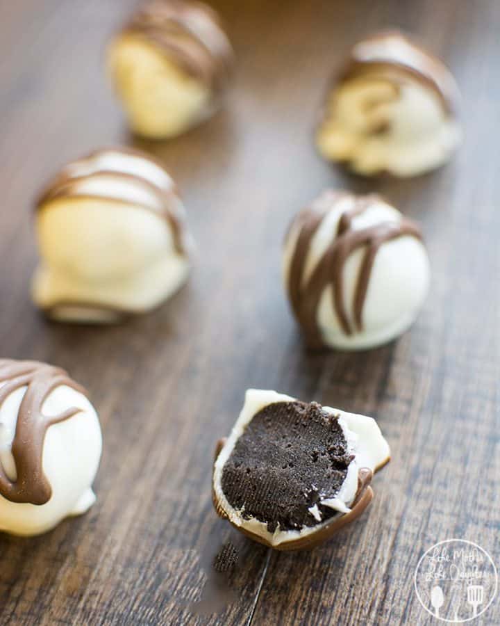 So like I said, these oreo truffles are only 3 ingredients (maybe 5 if you decorate the tops with some swirls of chocolate like I did) but they are so simple to make!