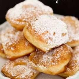 Have you had a fresh beignet in New Orleans? They're magical and now you can make them at home with this recipe: Tiana - Man Catching New Orleans Beignets. | Featured on The Best Blog Recipes