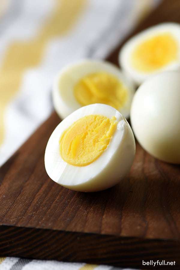  Follow these simple tips on how to make perfectly cooked hard boiled eggs, which result in tender, creamy eggs every time. And no green ring!