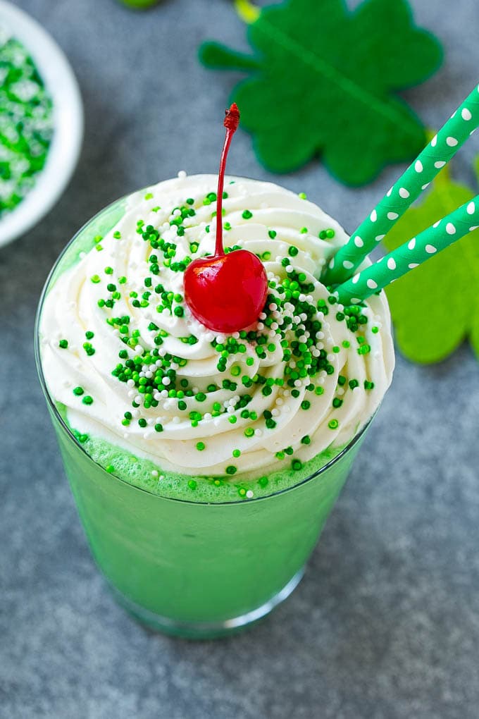 No need to wait until Saint Patrick’s Day; now you can make a mint milkshake, also known as a Shamrock Shake, at home all year round!
