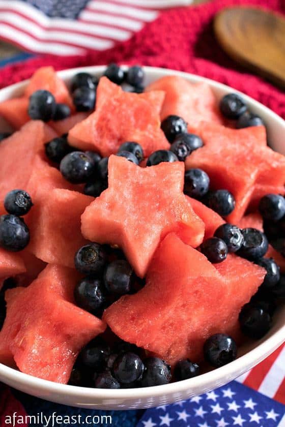 This fruit salad would be so cute for summer!
