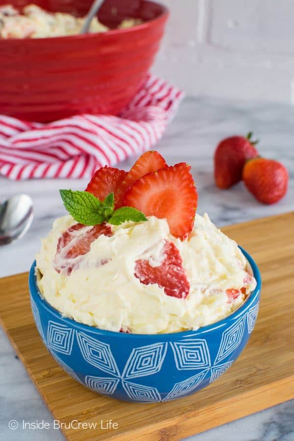 This creamy Strawberry Lemon Cheesecake Salad is full of fresh berries and lemon flavor.  It is a delicious side dish or dessert to share at the upcoming picnics and parties.