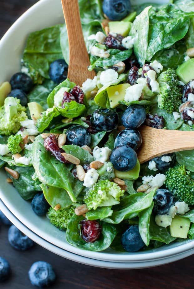 Channeling the flavors of some of some of my favorite restaurant salads, this tasty Blueberry Broccoli Spinach Salad with Poppyseed Ranch is the perfect blend of savory sweetness!