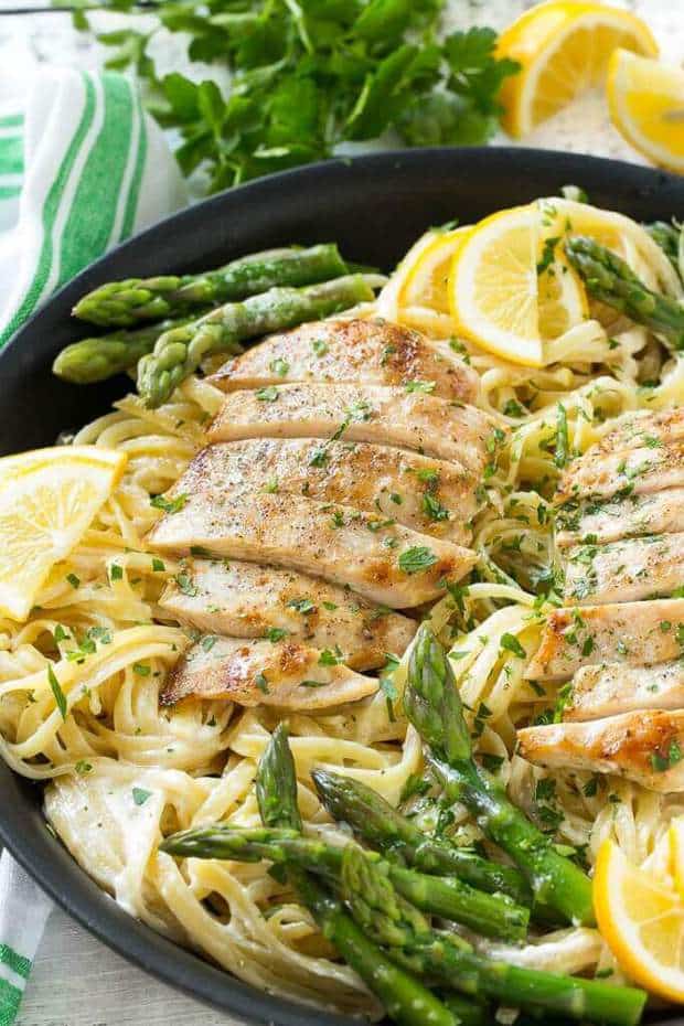 This recipe for Lemon Asparagus Pasta with Grilled Chicken from Dinner at the Zoo combines tender asparagus and grilled chicken with pasta in the most delicious lemon cream sauce!
