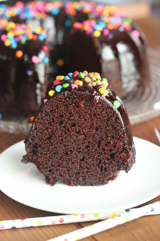 A one-bowl wonder, this easy but rich and decadent Chocolate Buttermilk Bundt Cake will satisfy chocolate lovers the world over!