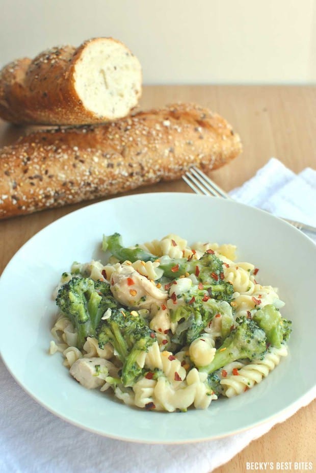 Guiltless Chicken Alfredo with Broccoli is a tasty and healthy dinner recipe that uses a lighter version of the classic sauce. There is no butter, heavy cream or cream cheese in this yummy sauce, but it is still creamy, thick and super flavorful!