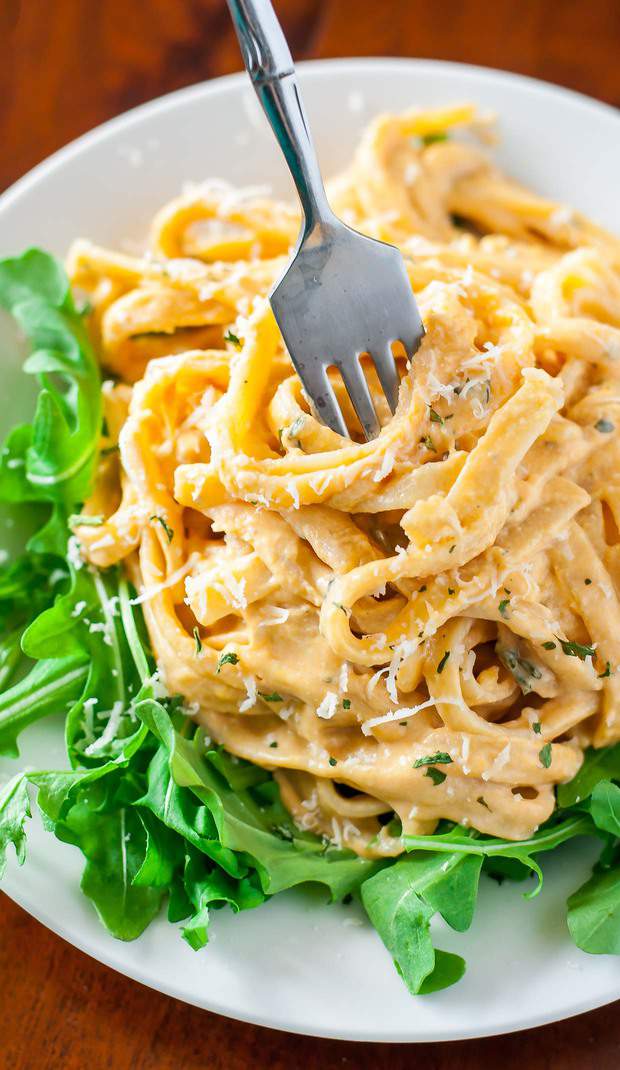 This quick and easy Sweet Potato Alfredo is a tasty twist on a comfort food classic!