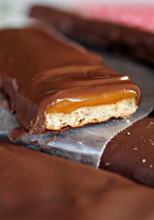 If you love Twix candy bars, you will flip for this Easy Homemade Twix Bars recipe! They are no bake, take just 4 ingredients to make, and they taste amazing!