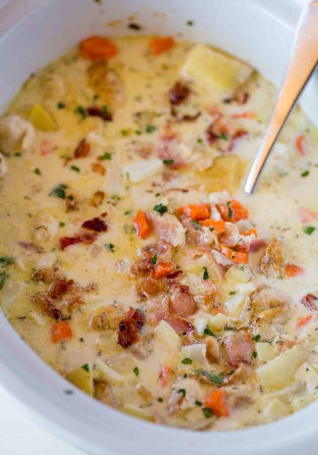 Slow Cooker Bacon Chicken Chowder Cooks Low And Slow All Day Long For A Hearty, Easy Rich Chowder With Lots Of Bacon.