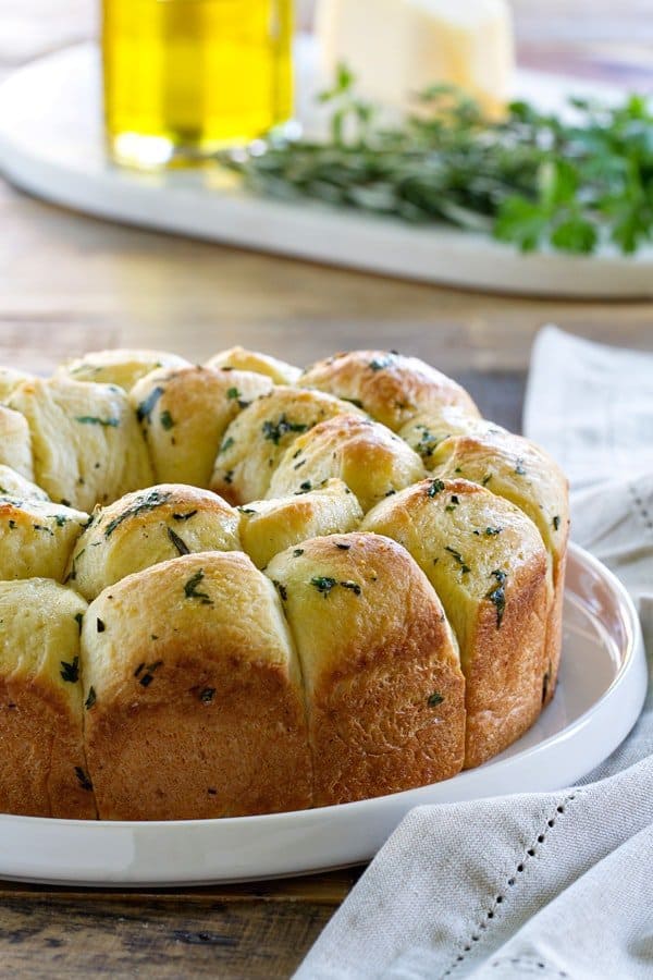 Garlic Parmesan Pull-Apart Bread is great for serving next to turkey and stuffing or spaghetti and meatballs. It’s a crowd pleaser, that’s for sure!