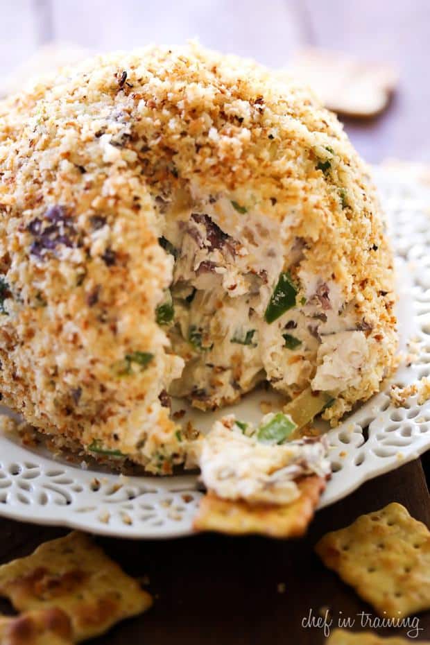 Philly Cheese Steak Cheese Ball… all the flavors you love from a popular sandwich, turned into one delicious and simple appetizer!