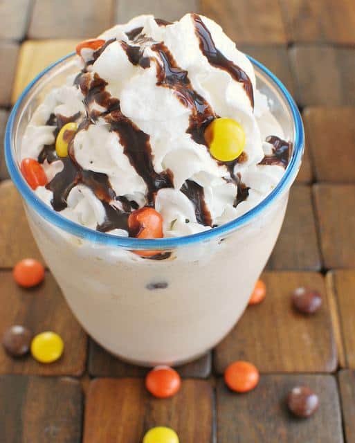 How incredibly delicious does this milkshake look. It is creamy, sweet, and will be a new family favorite.
