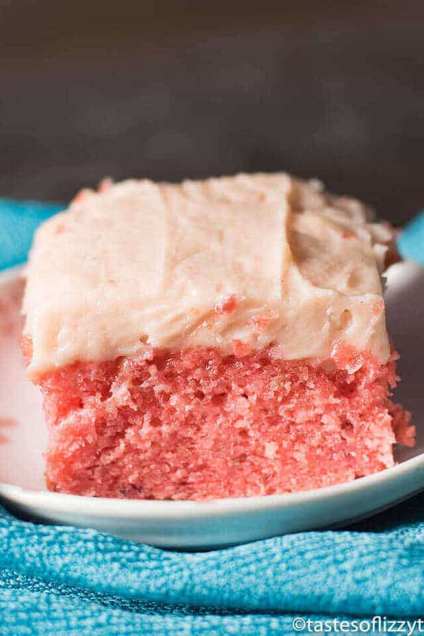 Easy Strawberry Cake - The Best Blog Recipes