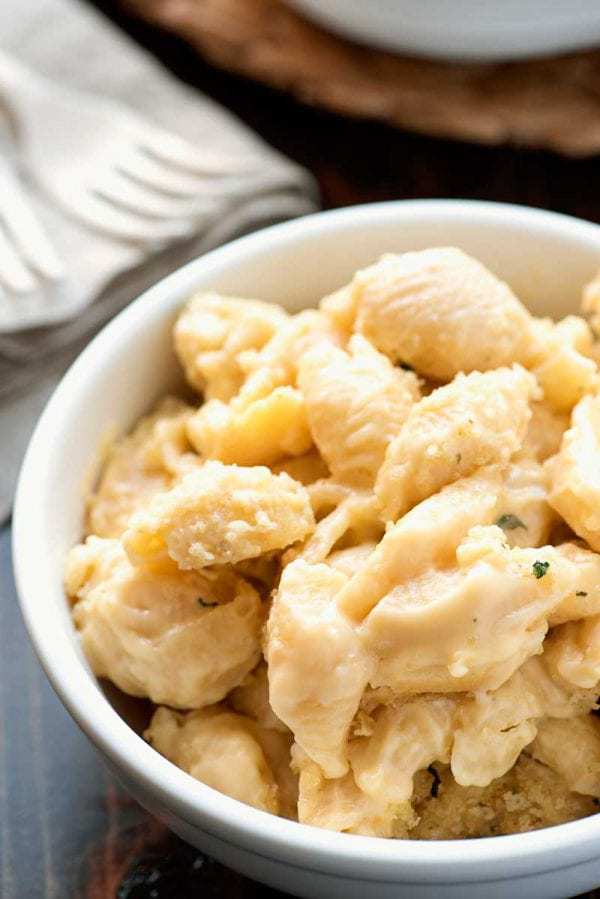 Creamy White Mac and Cheese -- Part of The Best Macaroni and Cheese Recipes