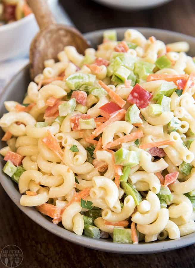 CREAMY MACARONI SALAD IS LOADED FULL OF FRESH CRUNCHY VEGETABLES. ITS THE PERFECT SUMMER SIDE DISH FOR A PICNIC OR POTLUCK!