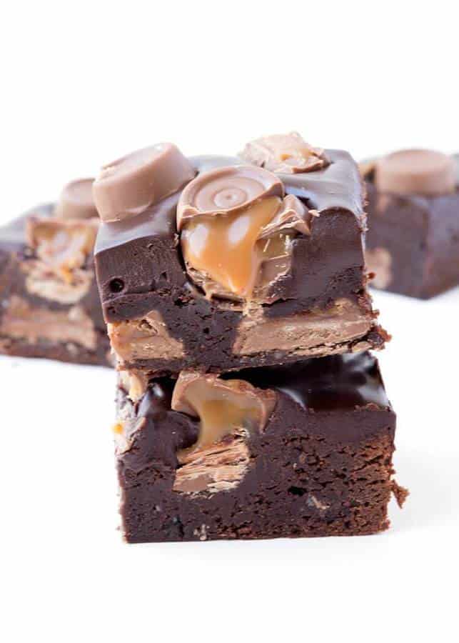 Amazing Rolo Brownies are completely and utterly over-the-top! Outrageous even. But in the BEST kind of way. They are unapologetically chock-a-block full of chocolate and Rolos and all the good things in life.