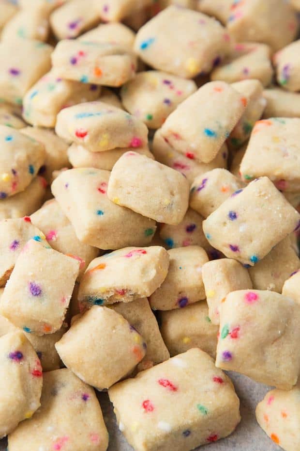 These adorable mini Funfetti Shortbread Bites are ridiculously easy to make and totally addictive. Crisp, buttery and filled with Funfetti, you’ll be forgiven for not wanting to share!