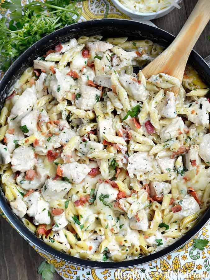 One Pot Chicken Bacon Ranch Pasta--Part of The Best Chicken Bacon Ranch Recipes