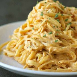 Get ready to add Cheesy Pasta Recipes to your dinner rotation. You're about to have some new favorite recipes because, let's be honest, the cheesier the better!