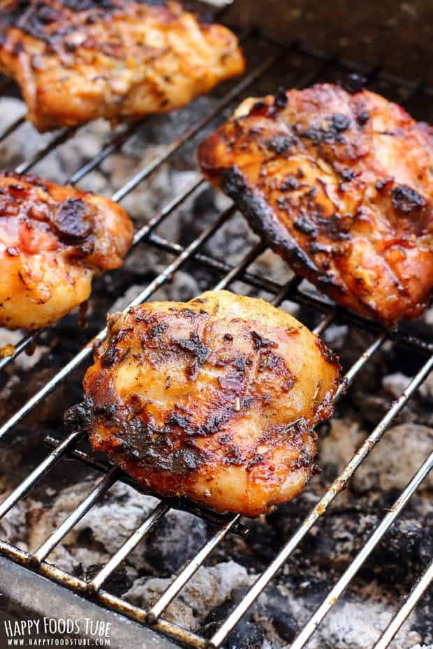 Easy honey lemon grilled chicken recipe. Chicken thighs are flavored with homemade grill seasoning, marinated in honey, lemon and garlic & grilled to perfection!