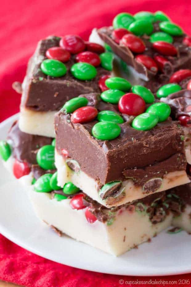 CHOCOLATE CHRISTMAS FUDGE | 20+ Easy Christmas Dessert Recipes | The Best Blog Recipes