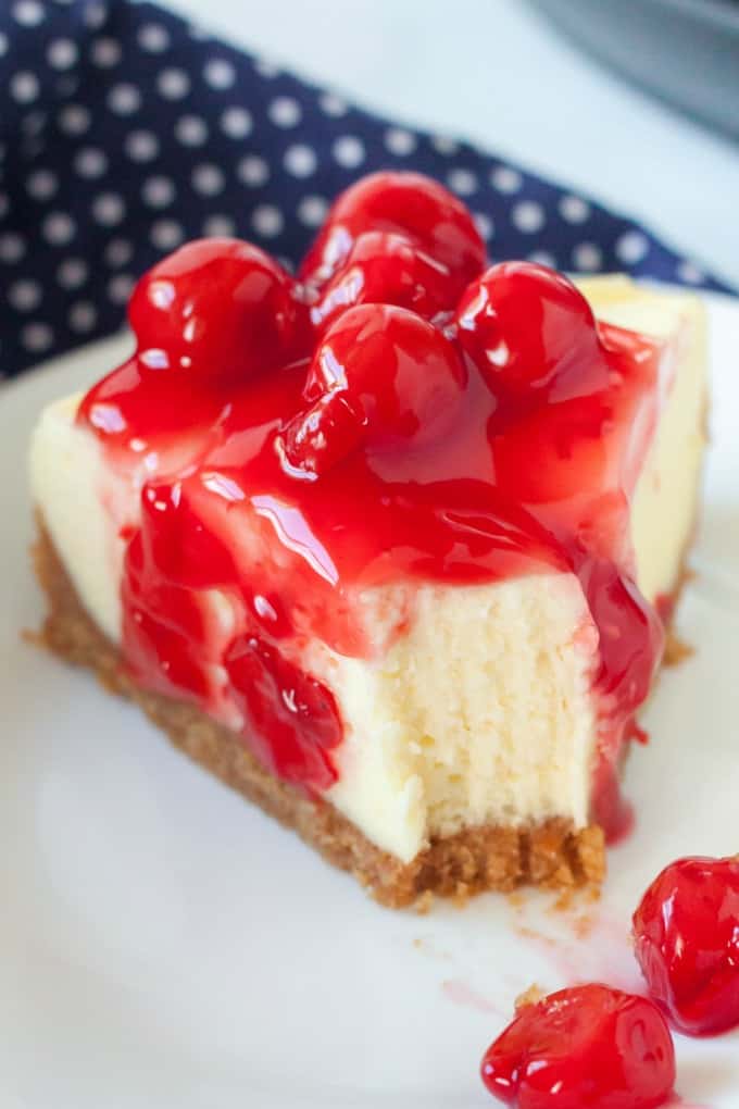 INSTANT POT CHEESECAKE | 20+ Easy Christmas Dessert Recipes | The Best Blog Recipes