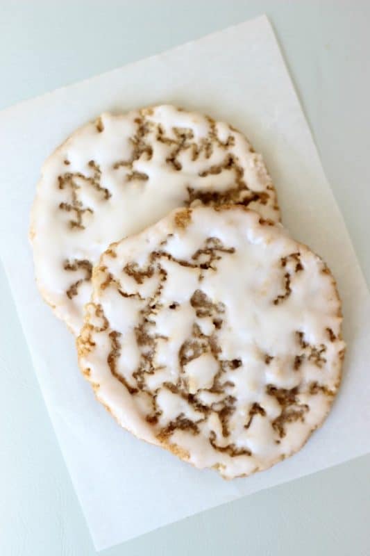 OLD FASHIONED ICED OATMEAL COOKIES