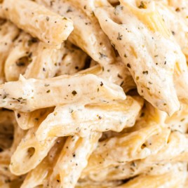 Creamy Garlic Pasta Dinner Recipe