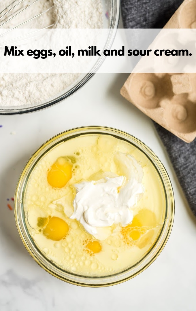 eggs, oil, milk and sour cream mix