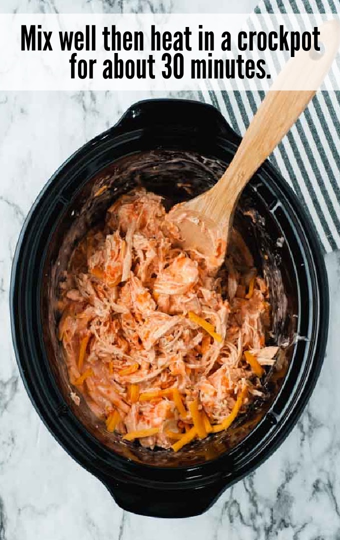 mixed shredded chicken and dipping sauce mix