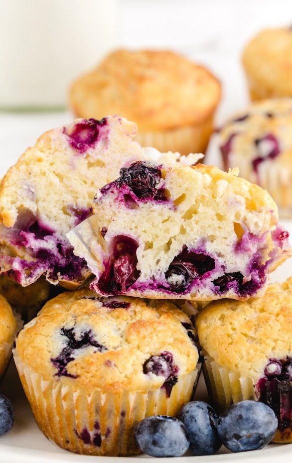 A close up of food, with Muffin and Blueberry
