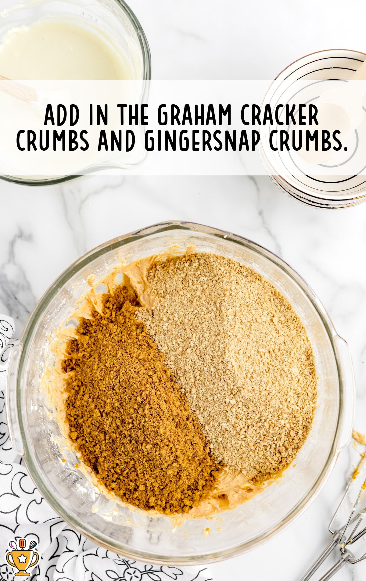 The graham crumbs and the gingersnap cookies are mixed in.