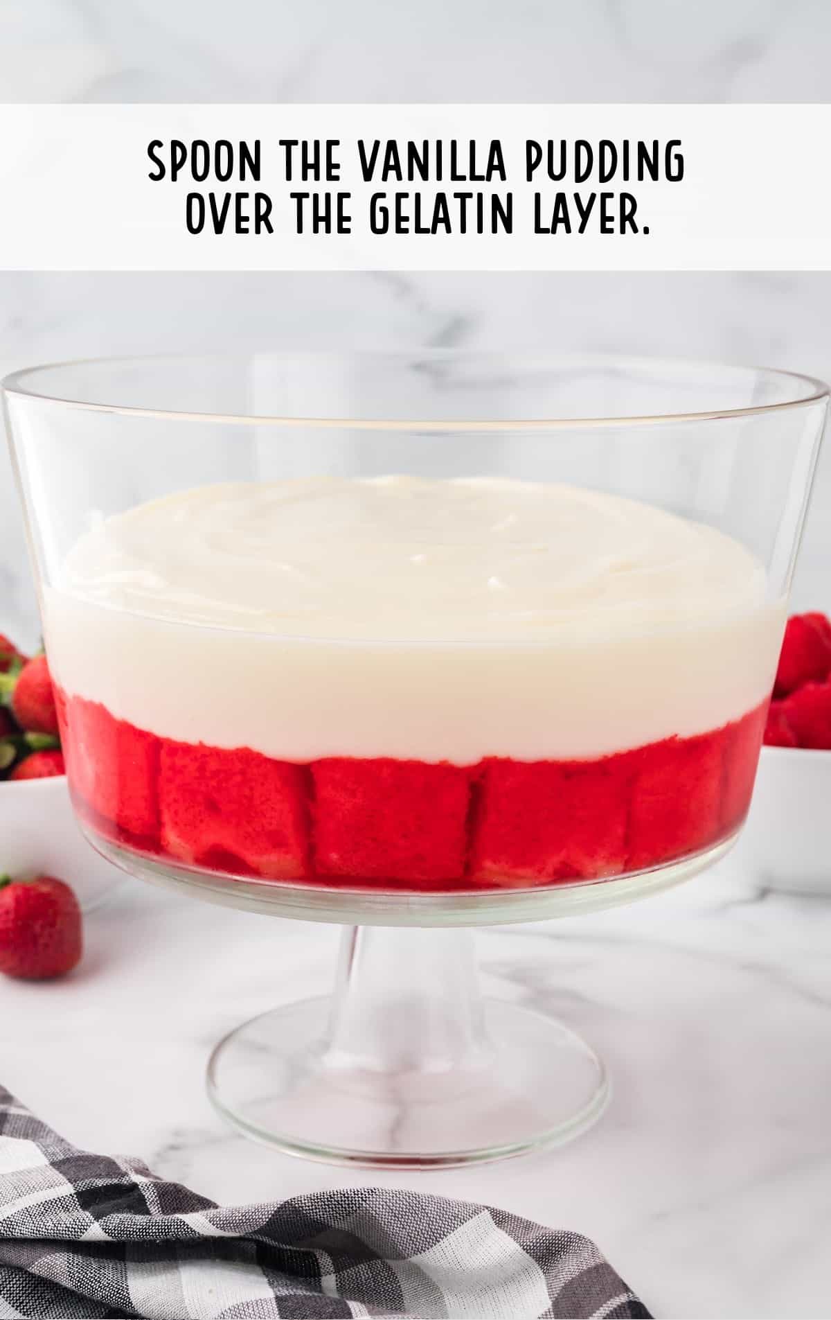 prepared vanilla pudding spooned over the gelatin layer