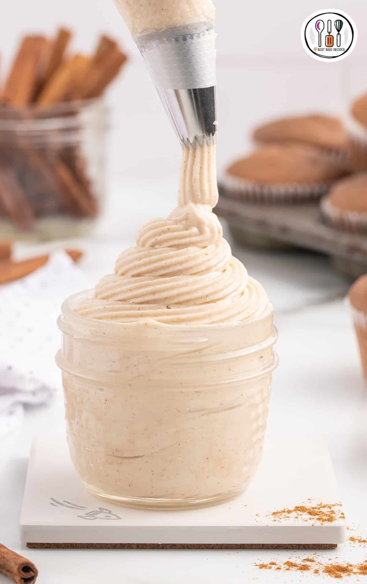 Cinnamon Cream Cheese Frosting in a jar