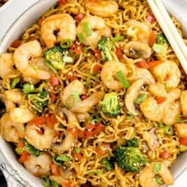 Shrimp with Ramen in a pan