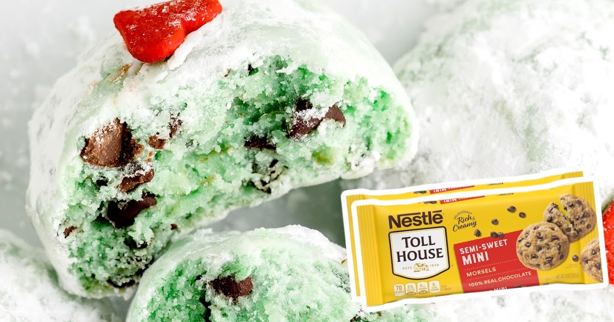 a Grinch Snowball Cookie cut into half