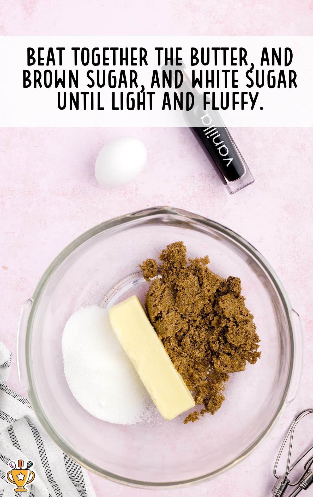 The sugar and butter are in a bowl.