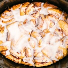 Crockpot Cinnamon Roll Casserole