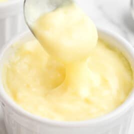 a bowl full of Custard