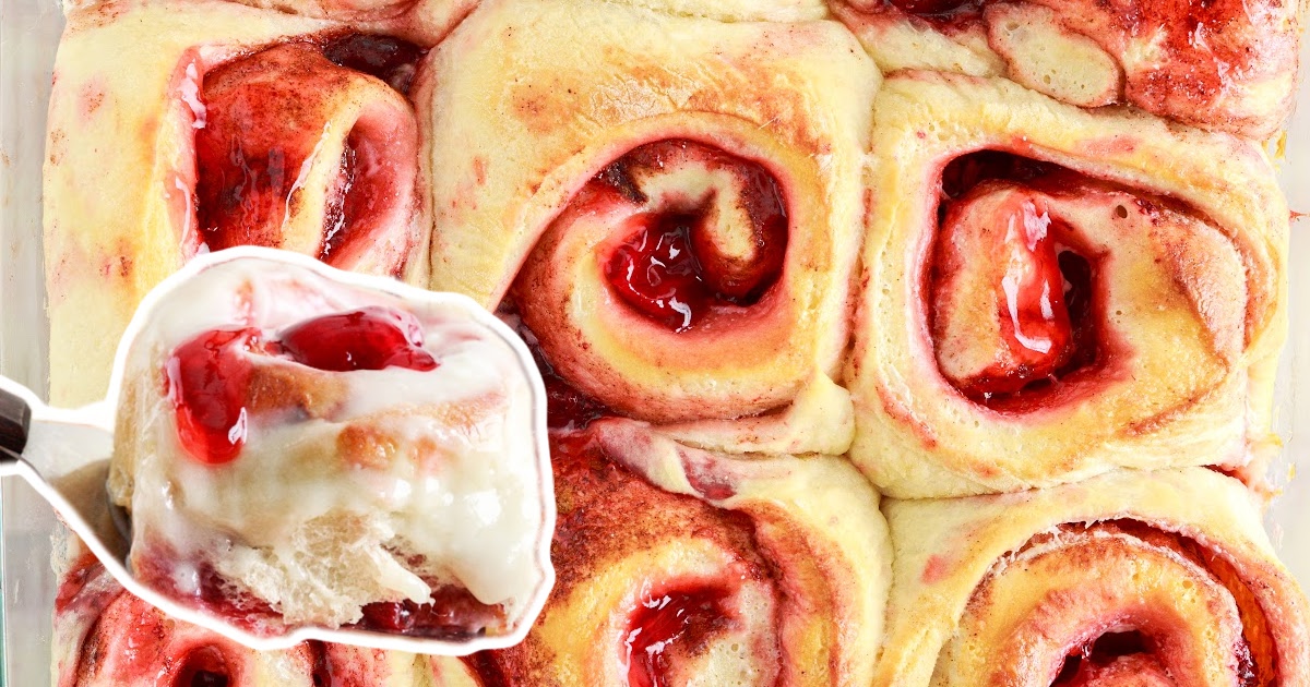 Strawberry Cinnamon Rolls