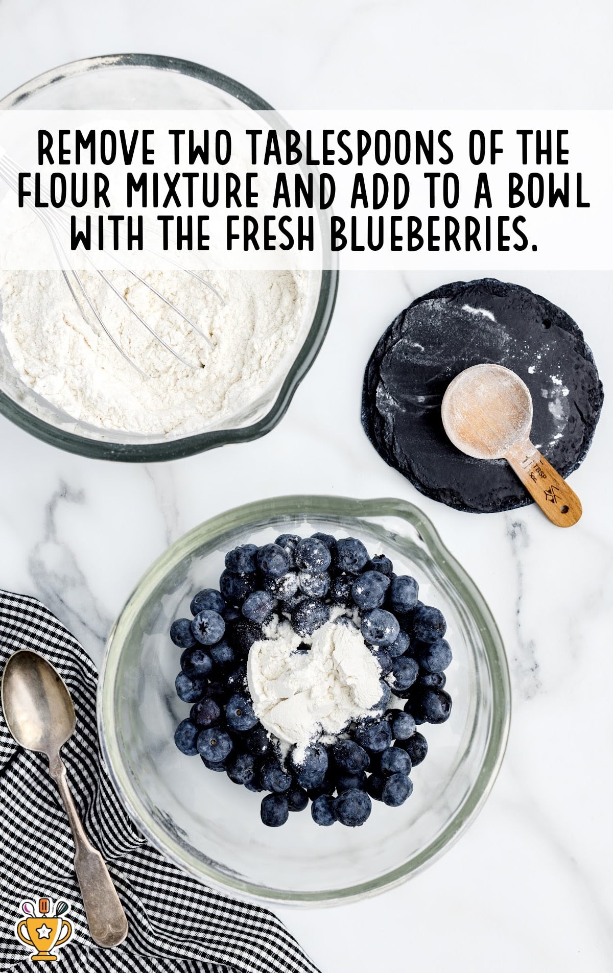 fresh blueberries in a bowl