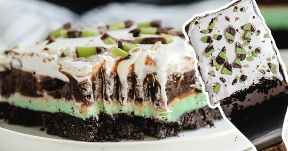 a piece of Chocolate Mint Lasagna on a plate