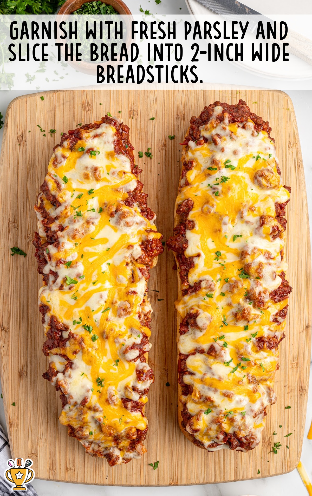 Sloppy Joe Garlic Bread garnished with parsley
