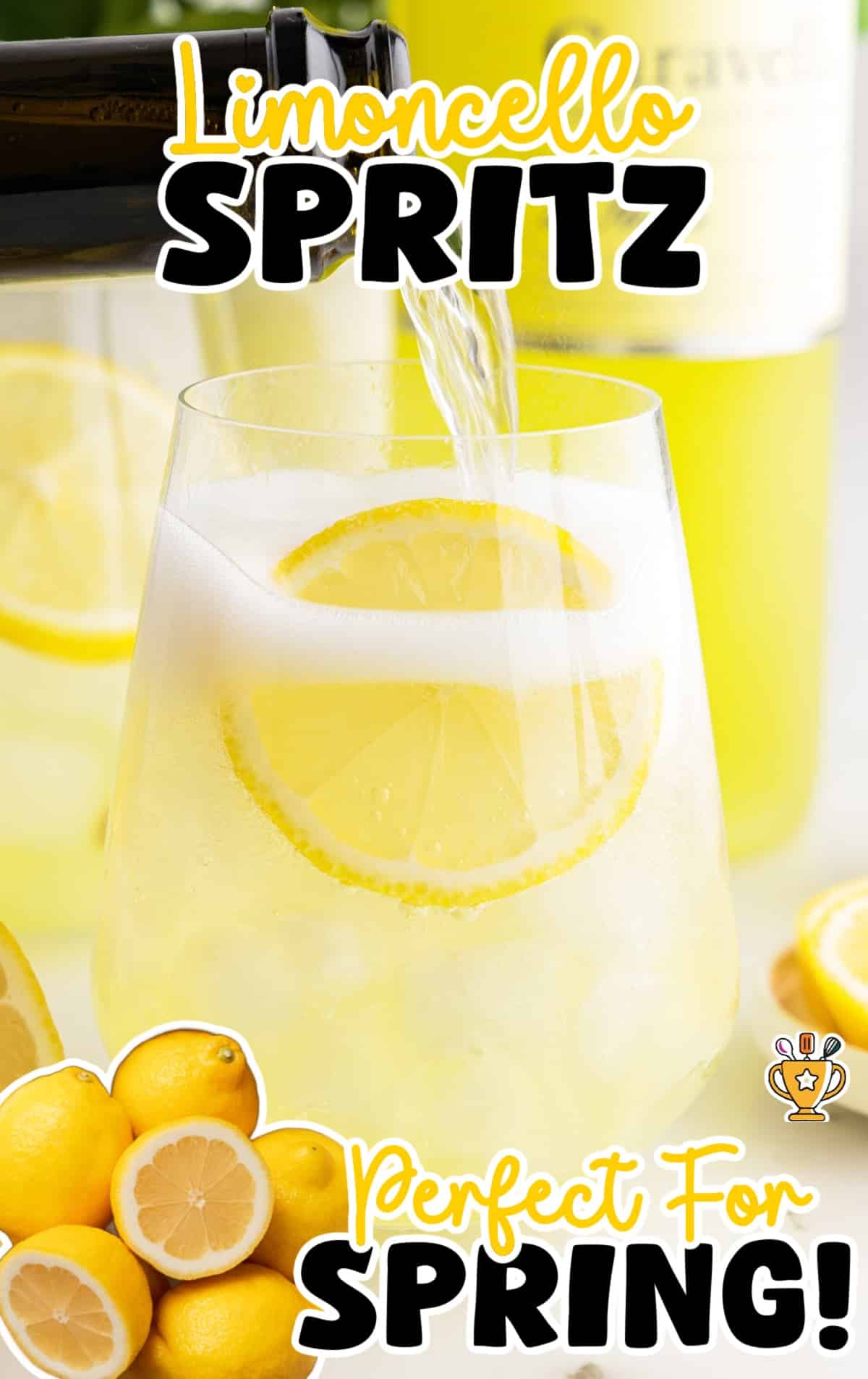 poring Limoncello Spritz in a glass