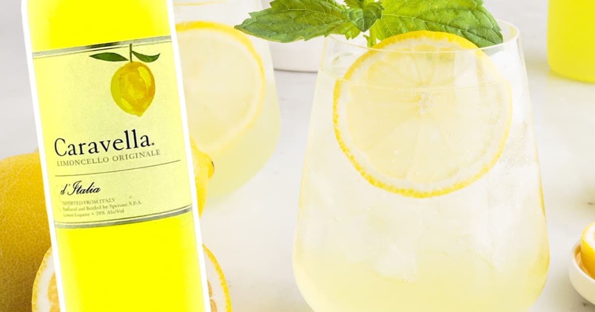 a glass of Limoncello Spritz
