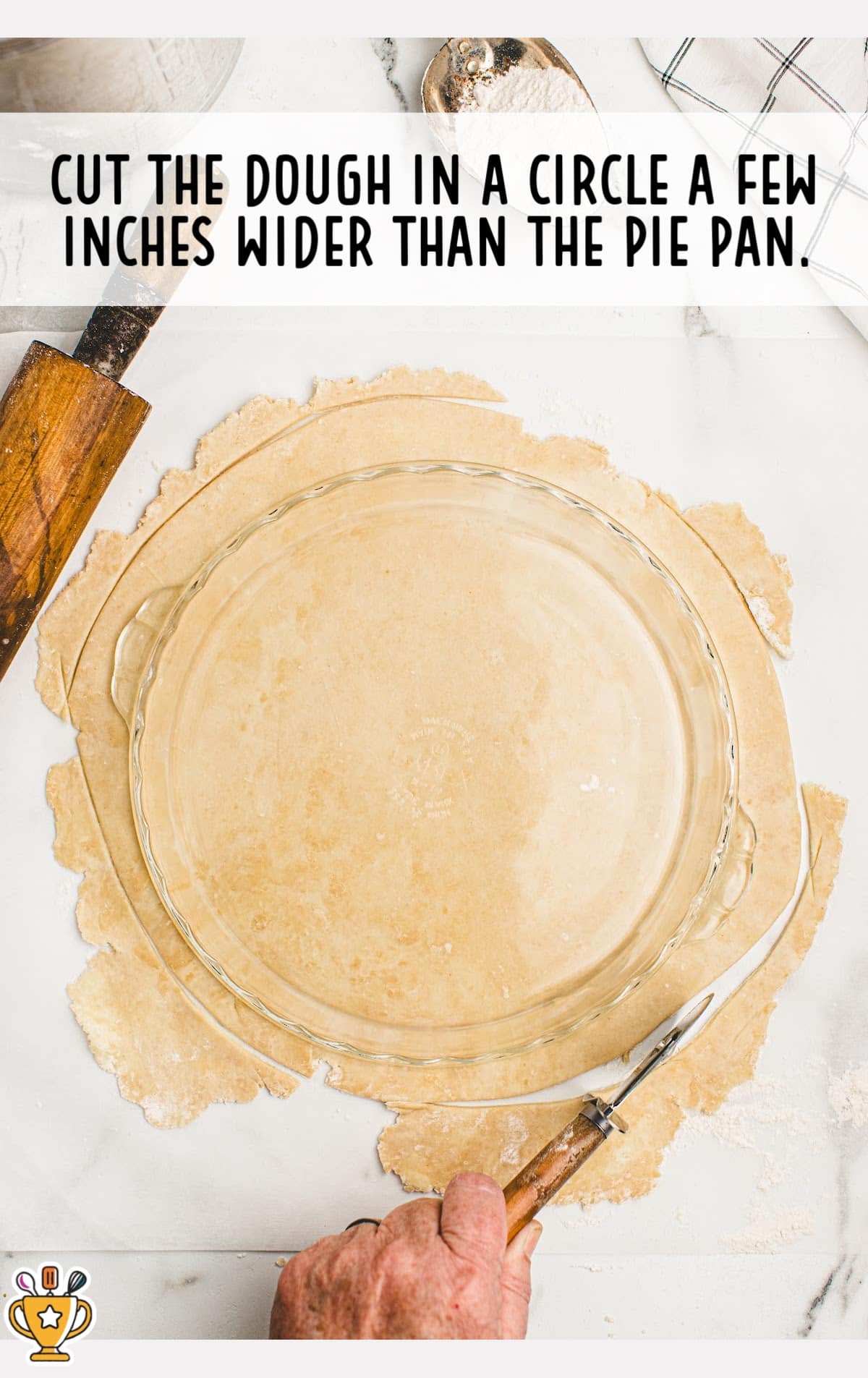 cutting the dough in a circle
